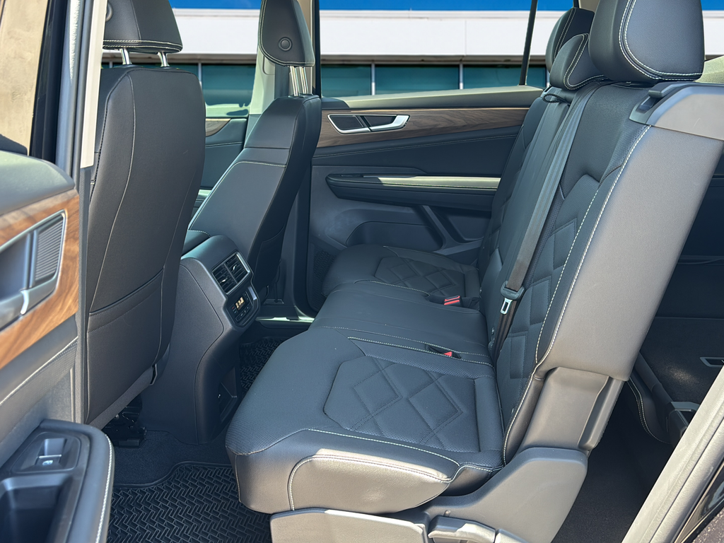 2026 Volkswagen Atlas SE - Photo 15