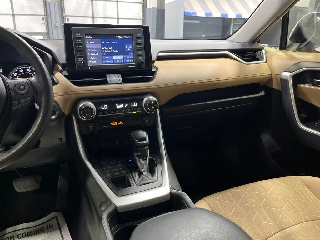 Used 2021 Super White Toyota XLE image 22