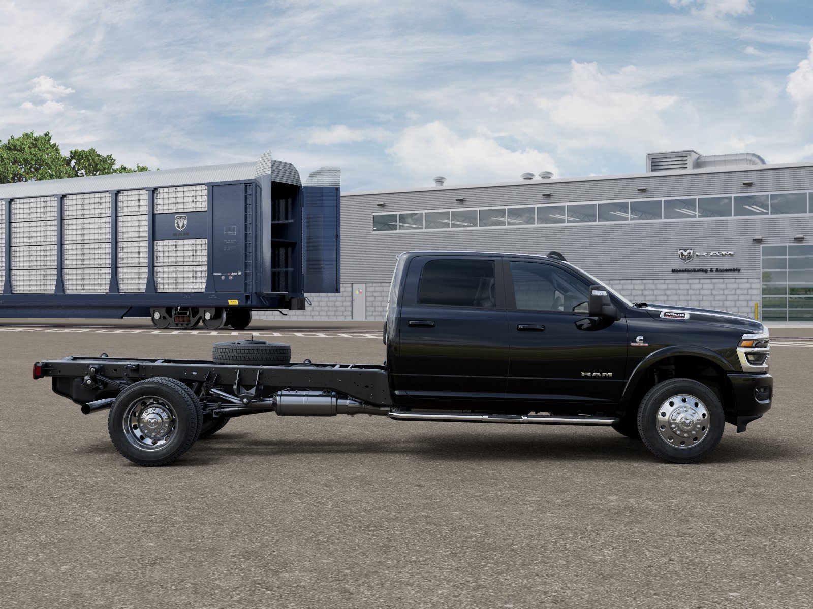 New 2026 Diamond Black Crystal Pearlcoat RAM TRADESMAN image 21
