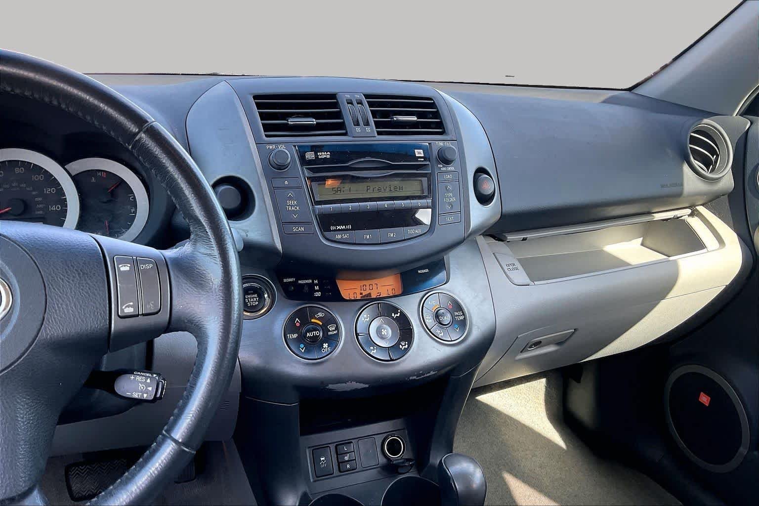Used 2011 Barcelona Red Metallic Toyota Ltd image 6