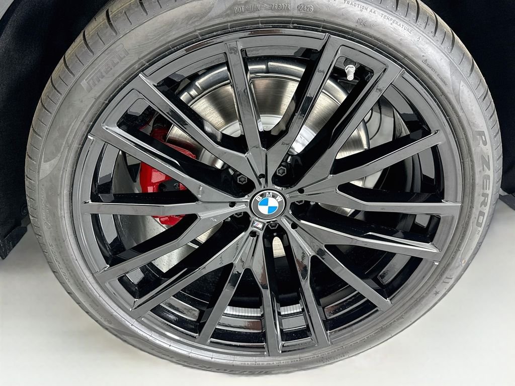 New 2026 Black Sapphire Metallic BMW M60i image 30