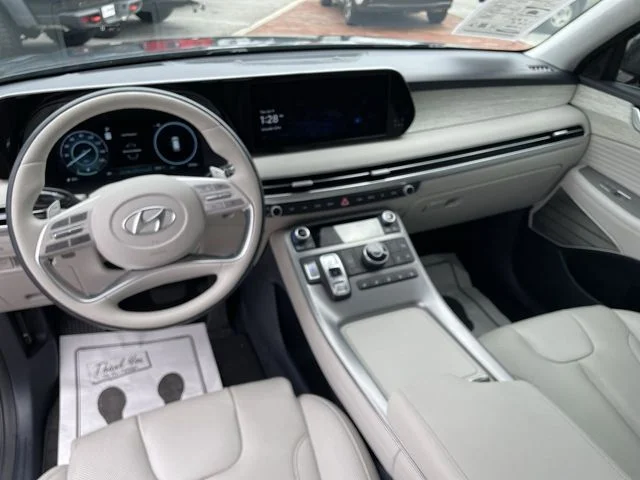 Used 2024 Gray Hyundai Calligraphy image 19