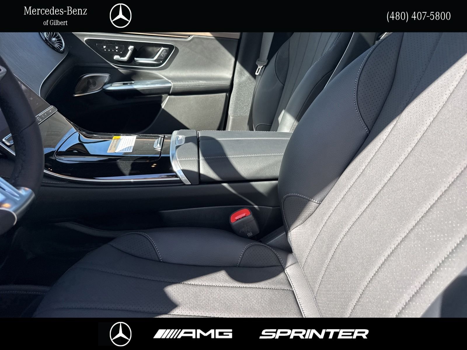 New 2026 Polar White Mercedes-Benz 320 SUV image 13