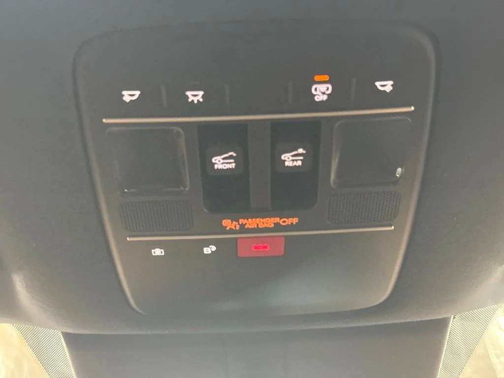 New 2027 Robust Emerald Pearl Hyundai SEL image 18
