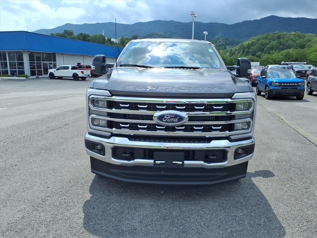 New 2026 Carbonized Gray Metallic Ford F-350® Lariat® image 9