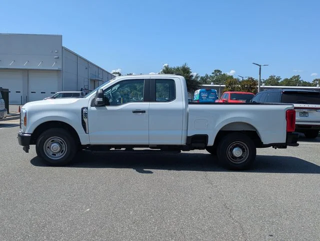 Used 2026 Oxford White Ford XL image 6