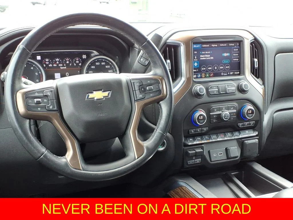 Used 2021 Black Chevrolet High Country image 7