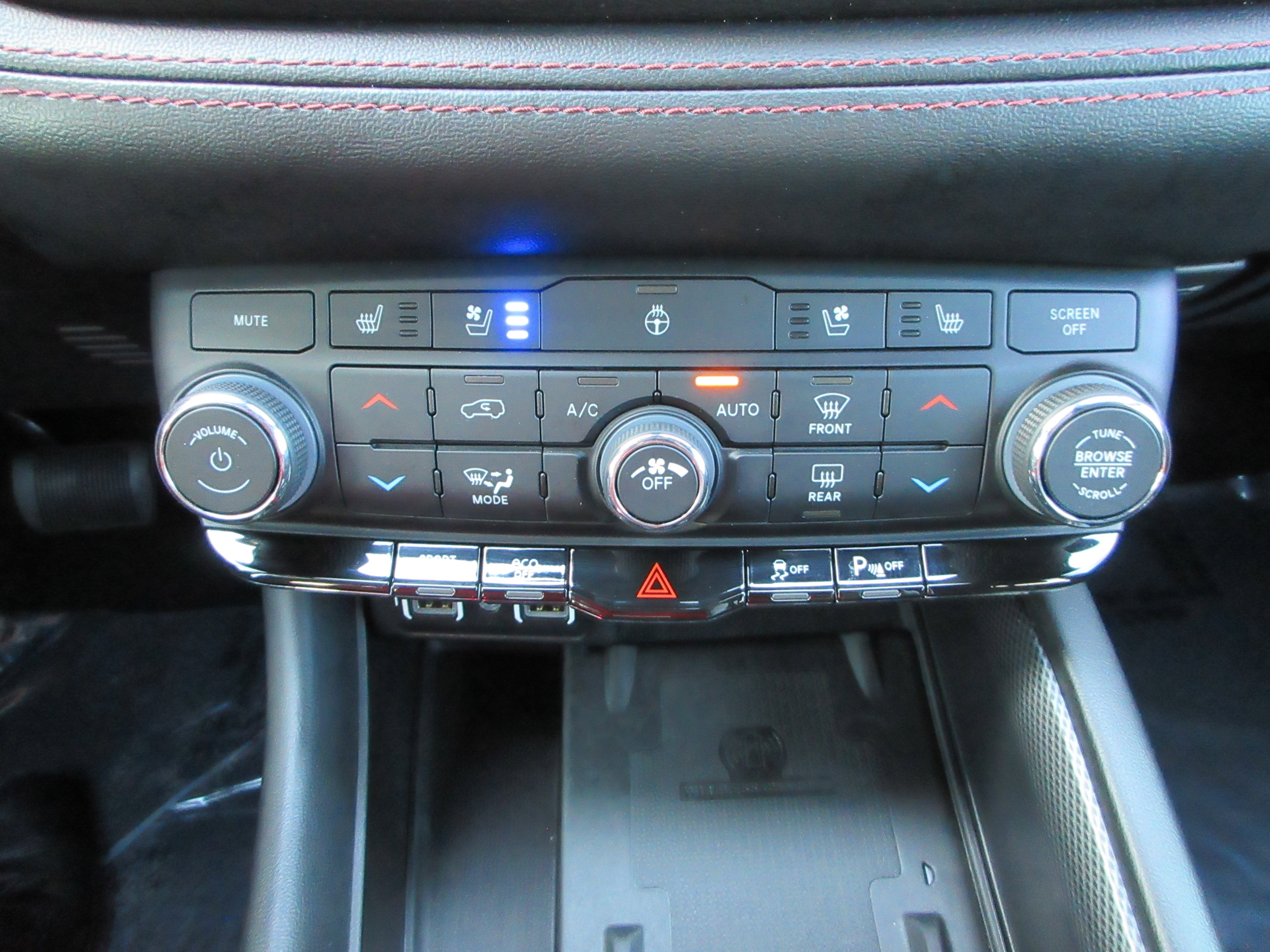 Used 2022 Destroyer Gray Clearcoat Dodge R/T image 47