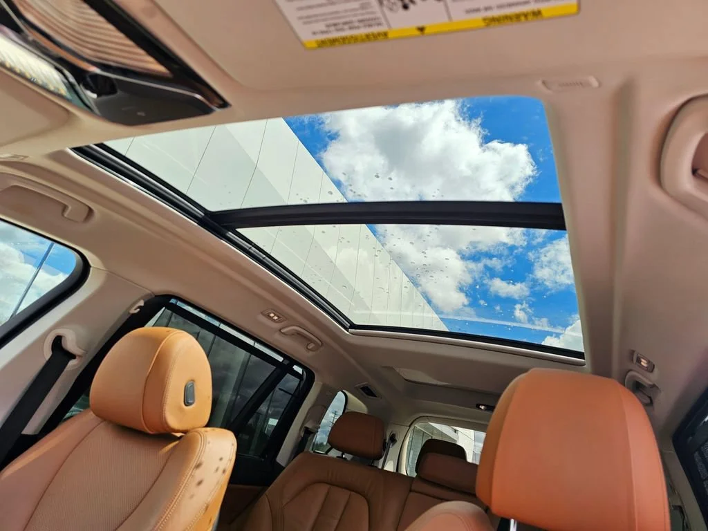 Used 2022  BMW xDrive40i image 24