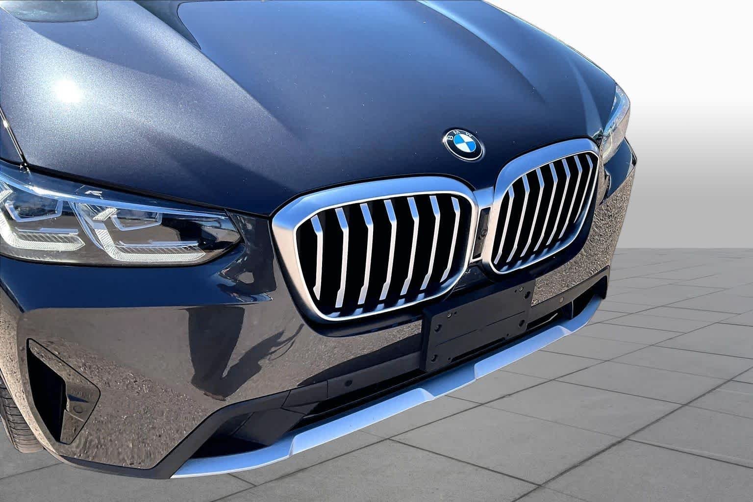 Used 2024 Dark Graphite Metallic BMW xDrive30i image 27