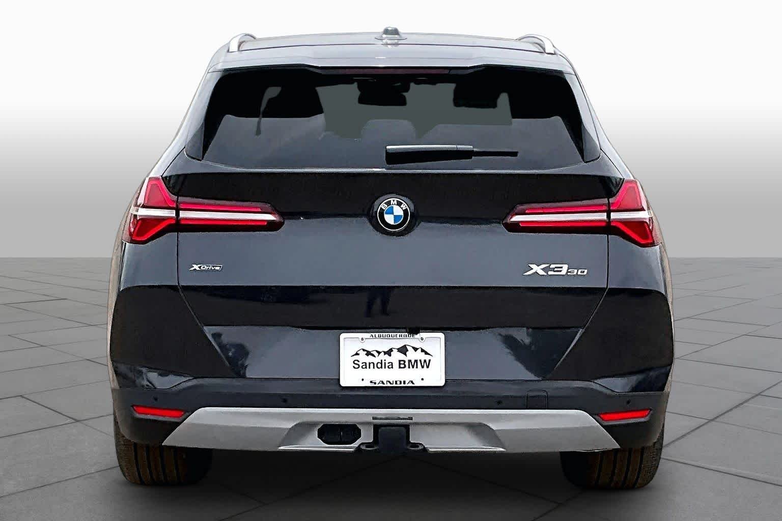 New 2026 Dark Graphite Metallic BMW 30 xDrive image 4
