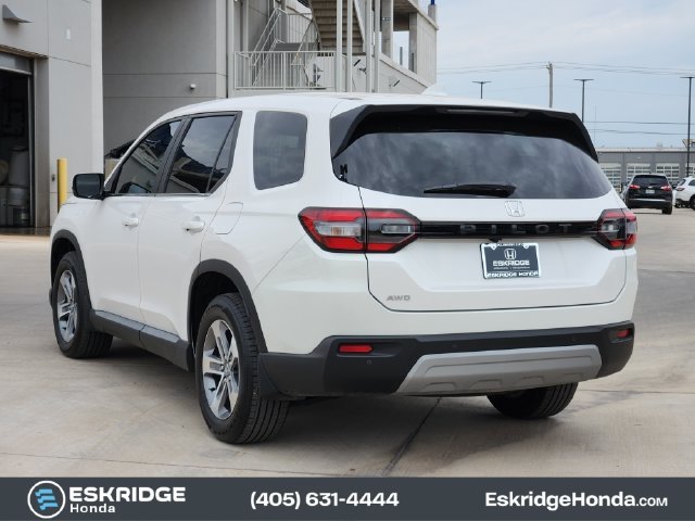 Certified Used 2024  Honda EX-L image 5