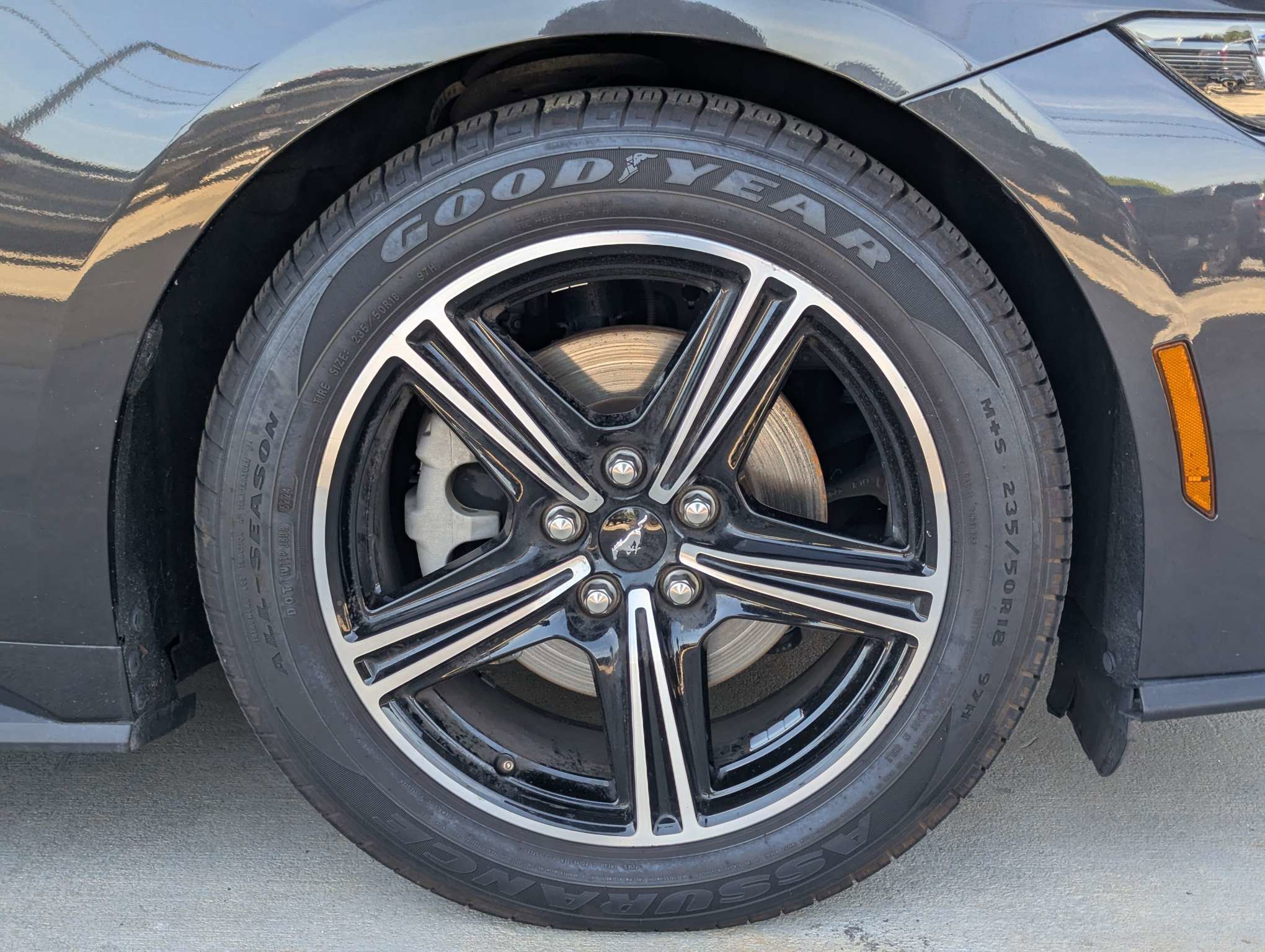 Used 2024 Gray Ford EcoBoost image 9