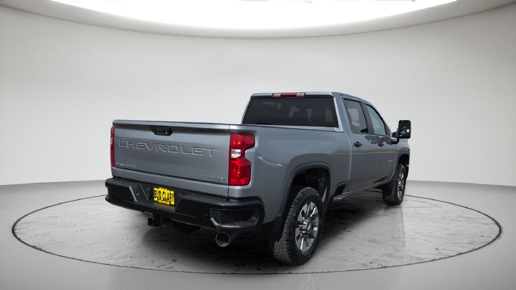2026 Chevrolet Silverado 2500 HD Custom - Photo 10