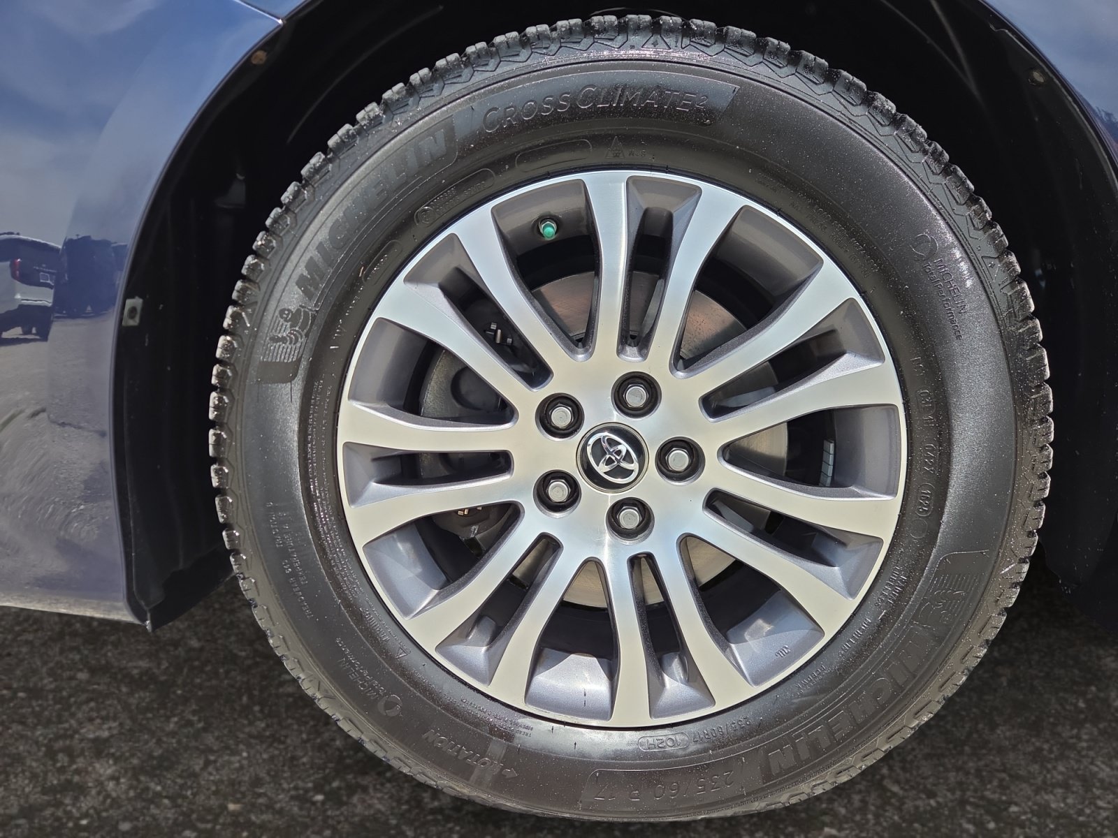 2018 Toyota Sienna XLE - Photo 14