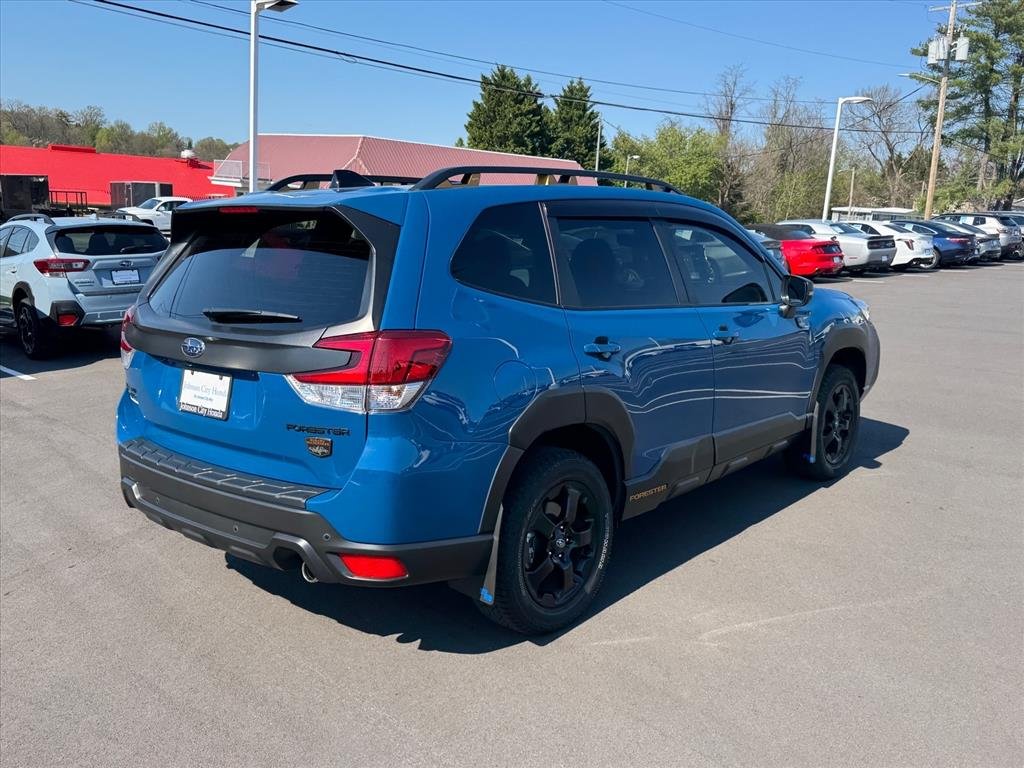 Used 2025 Geyser Blue Subaru Wilderness image 7