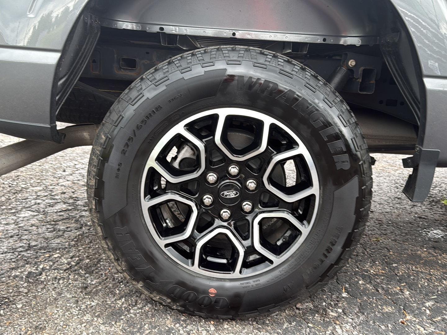 Used 2023 Carbonized Gray Ford XL image 21