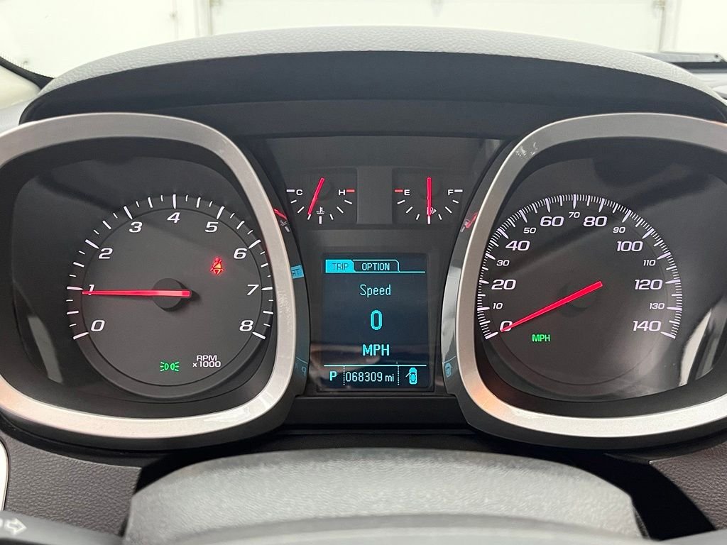 Used 2013 Summit White Chevrolet LT image 23