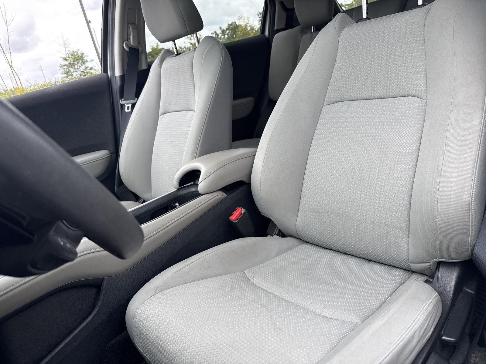 Used 2019 Platinum White Pearl Honda EX image 8