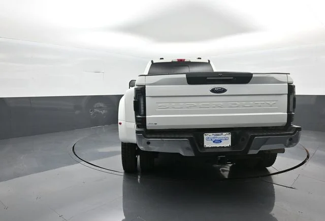 Certified Used 2020 White Metallic Ford Lariat image 6