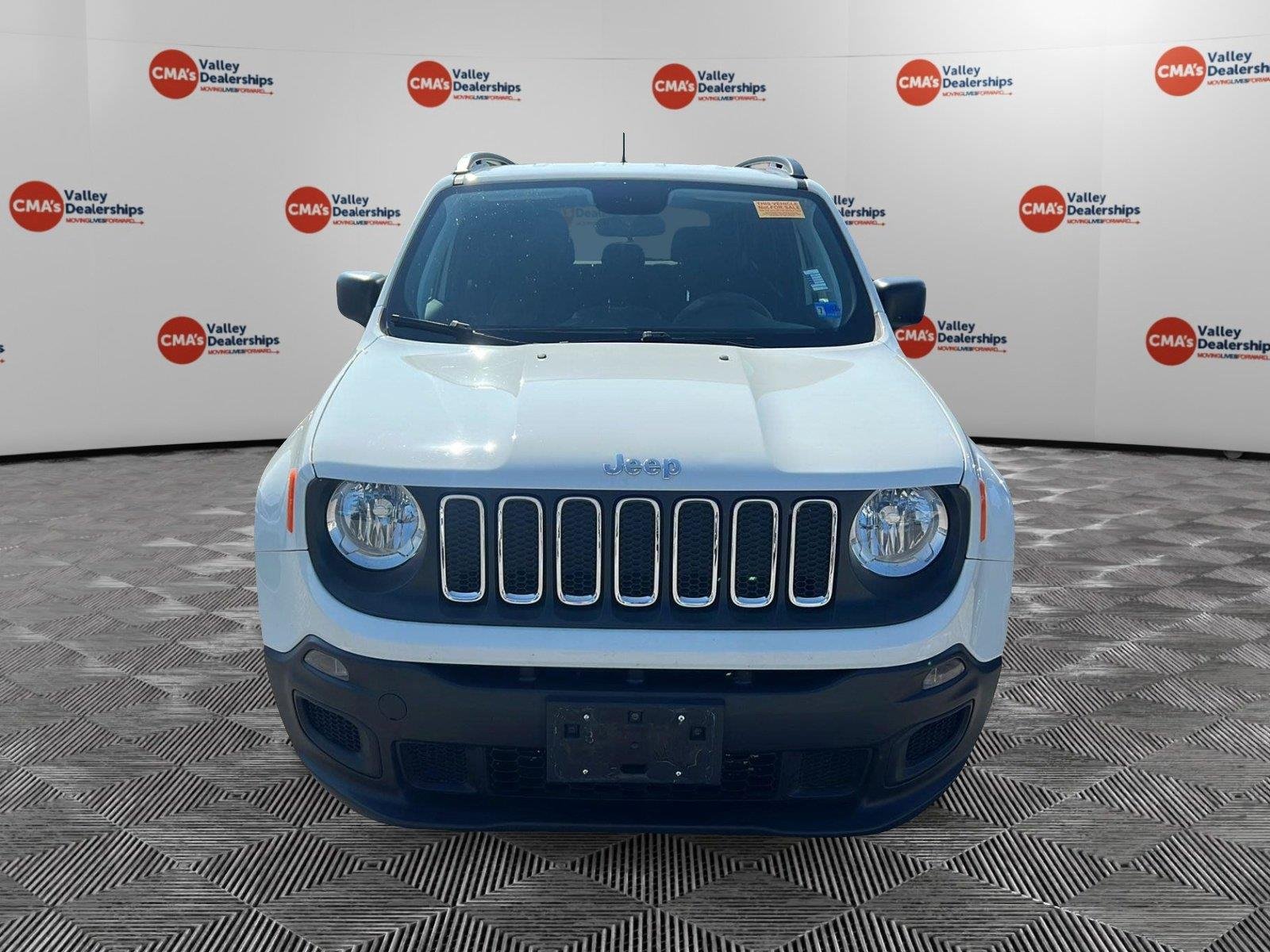 Used 2018 Alpine White Jeep Sport image 7