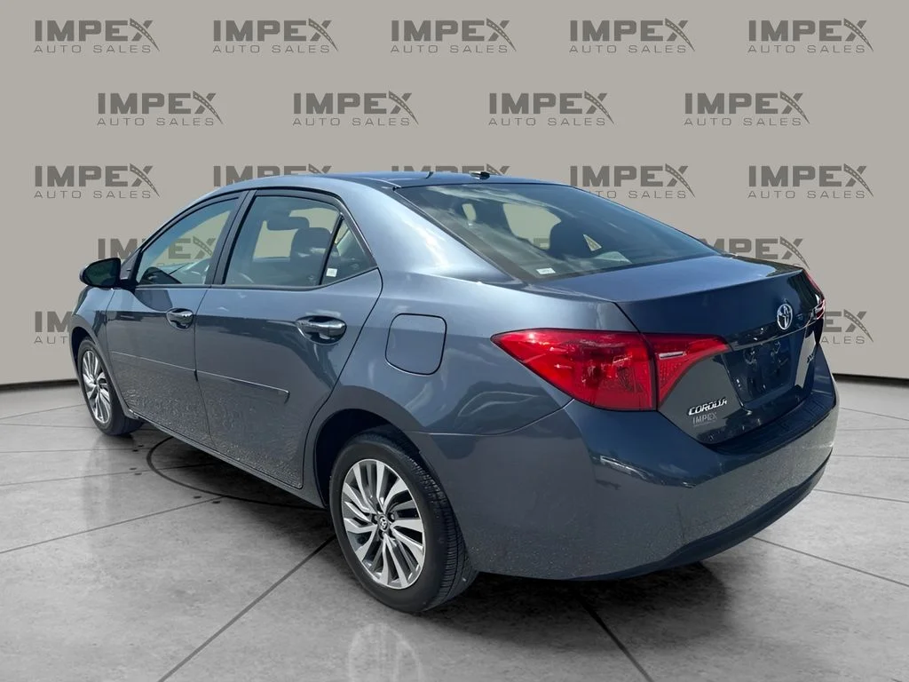 Used 2017 Gray Toyota XLE image 2