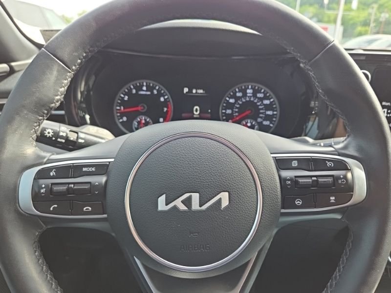 Used 2024 Gray Kia GT-Line image 12