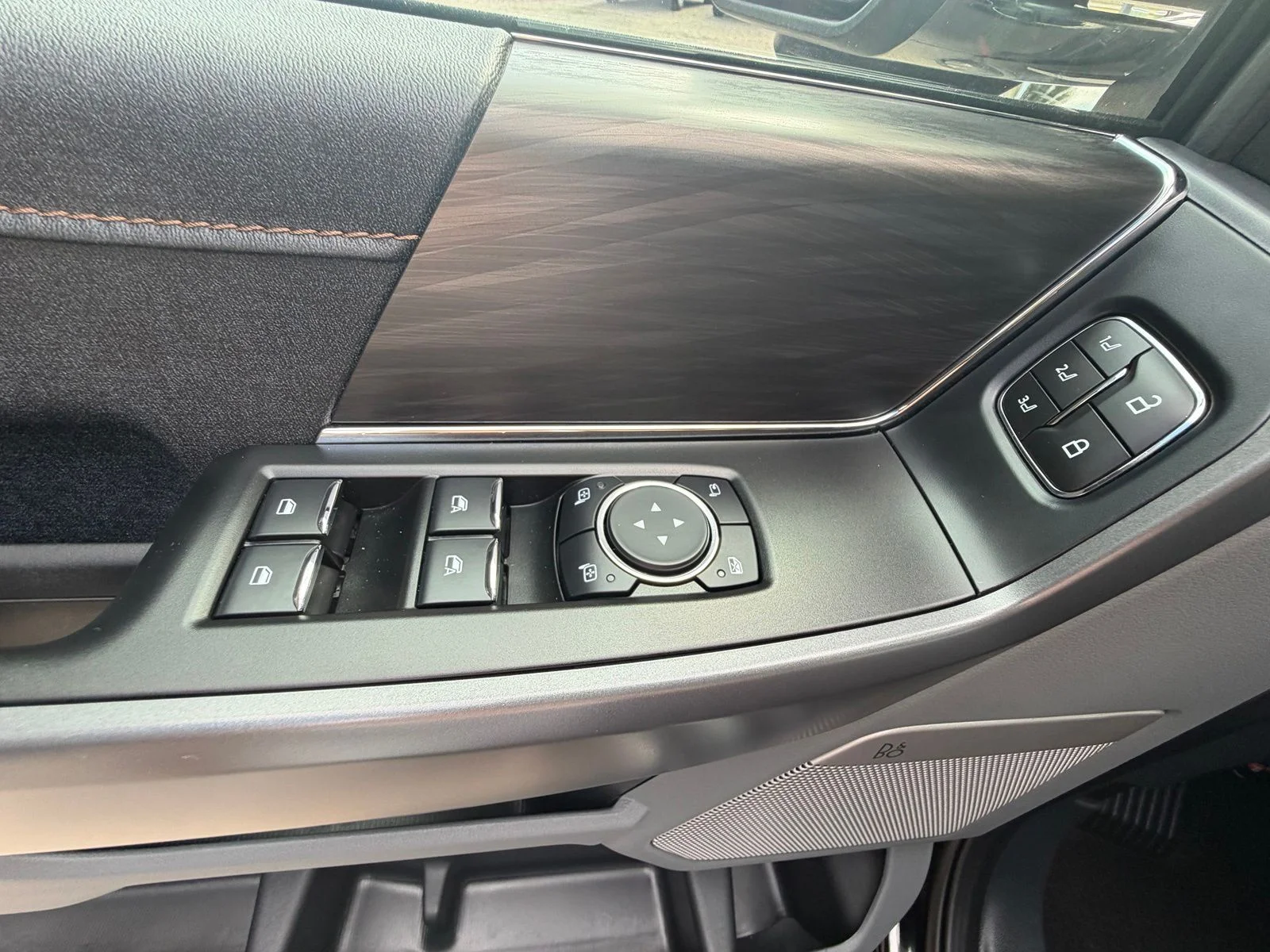 Used 2025 Black Ford Lariat image 14