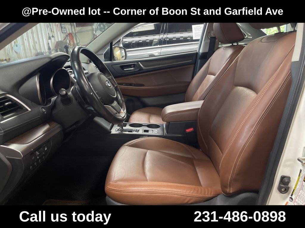 Used 2019 White Subaru 2.5i image 14