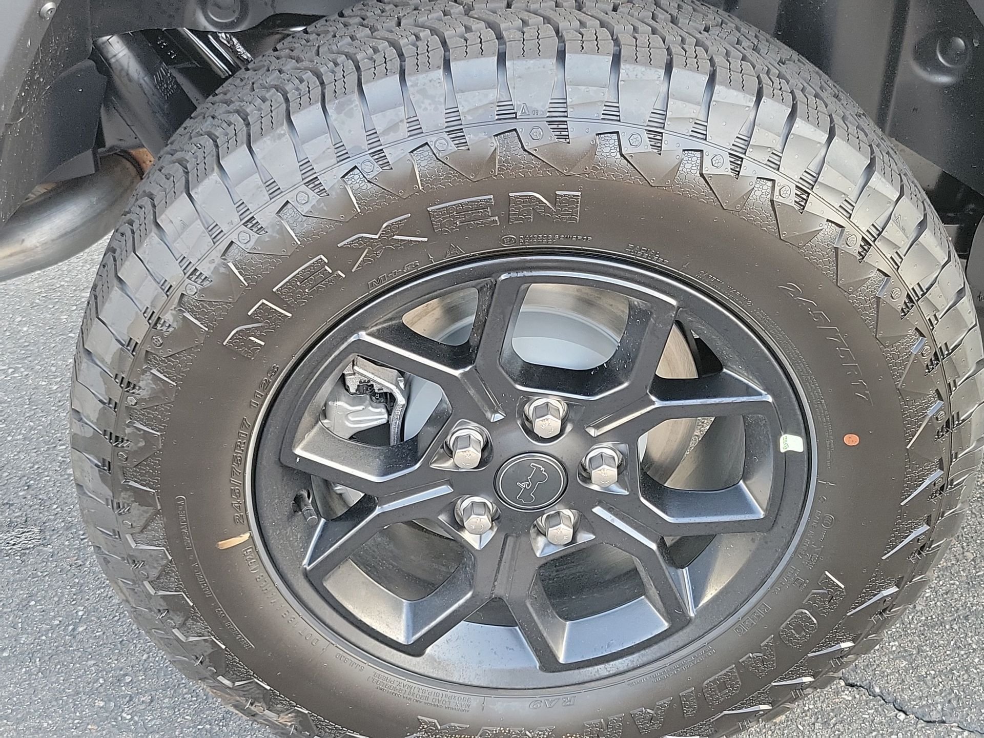 New 2026 Black Clear-Coat Paint Jeep  image 23