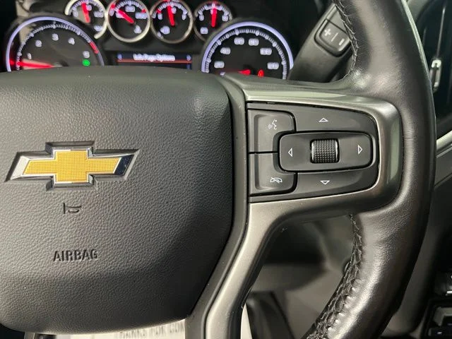 Used 2022 White Chevrolet LTZ image 27