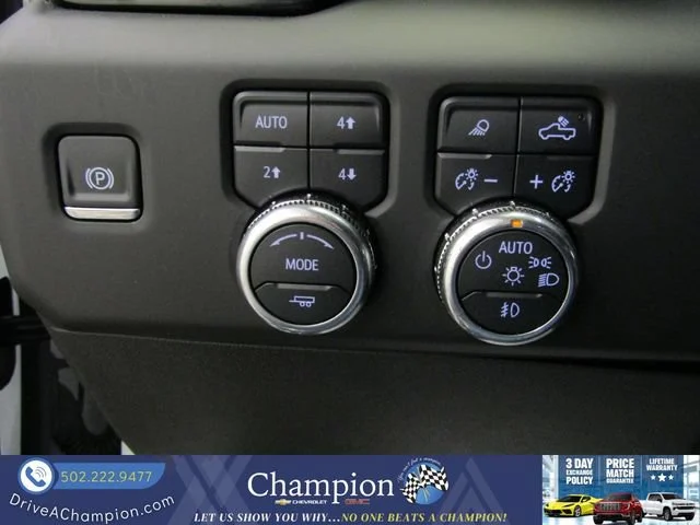 Used 2025 Summit White GMC AT4 image 35