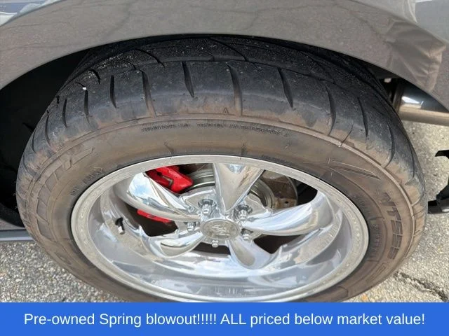 Used 2008 Gray Ford GT Premium image 18