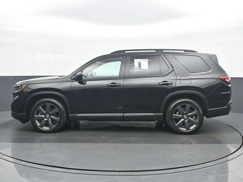 Used 2025 Black Honda Sport image 3