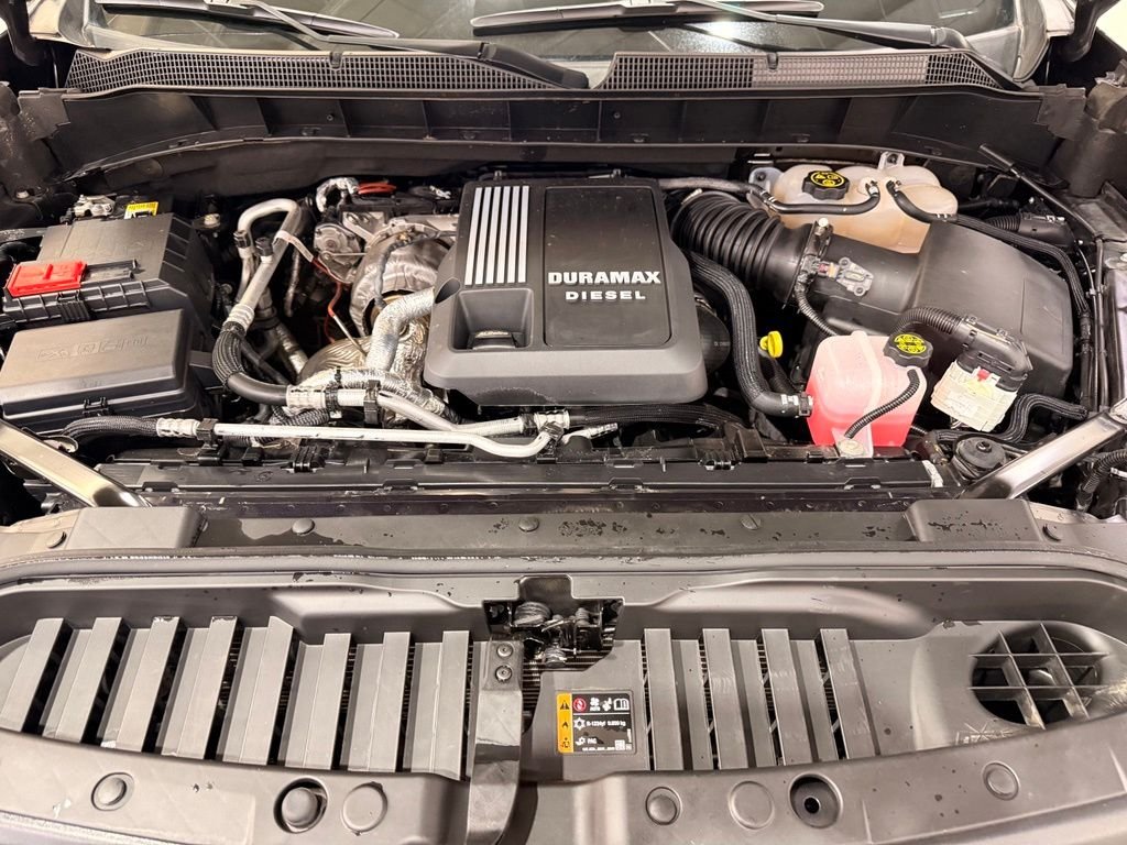 Used 2023 Ash Chevrolet RST image 6