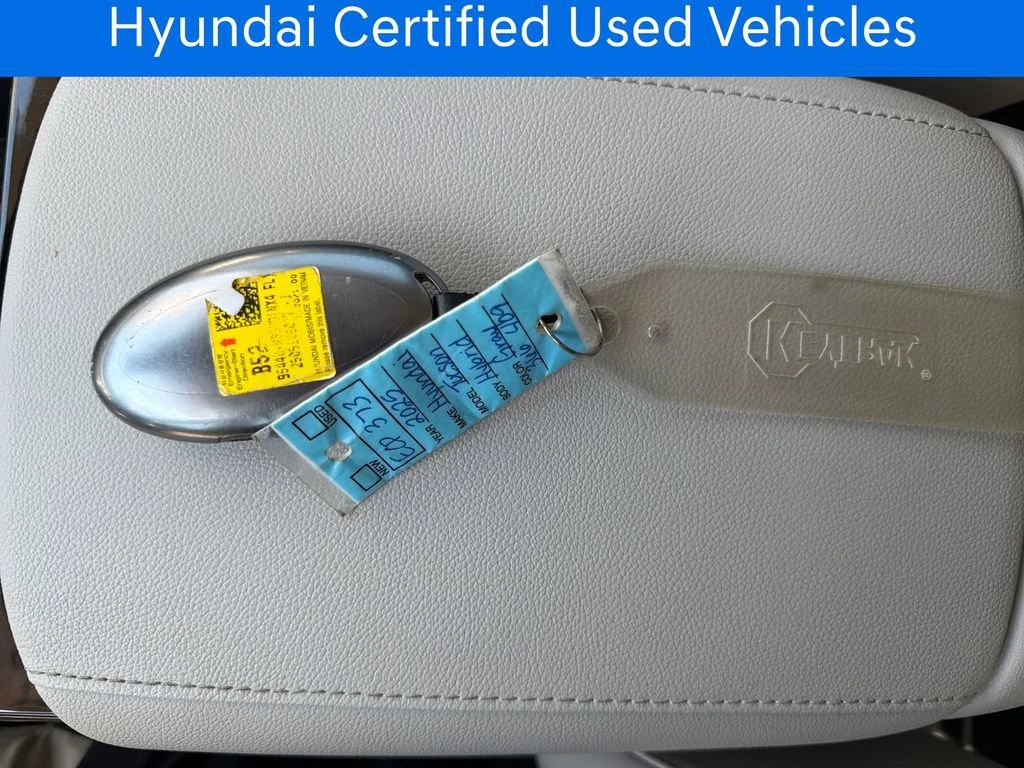 Certified Pre-Owned 2025 Hyundai Tucson Hybrid SEL Convenience