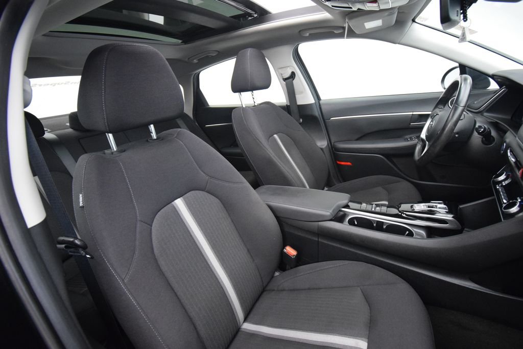 Used 2023 Onyx Black Hyundai SEL image 21