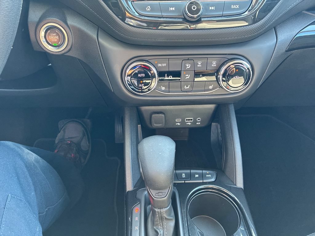 Photo 18