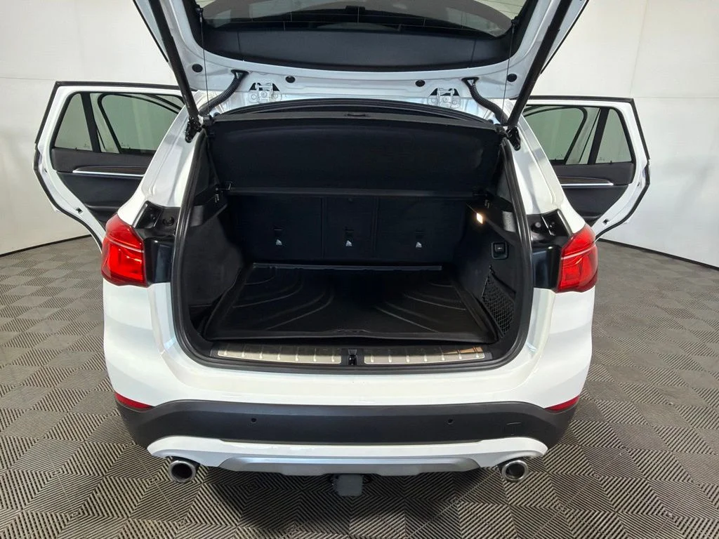 2021 BMW X1 28i - Photo 21