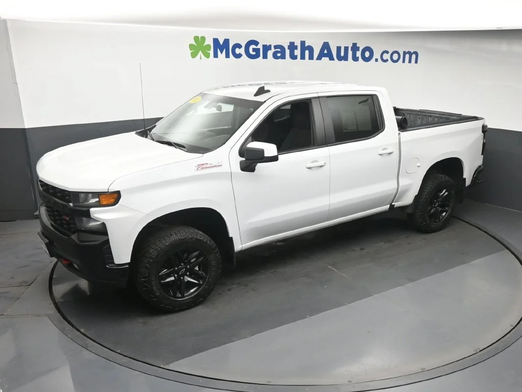 Used 2021 White Chevrolet Custom Trail Boss image 20