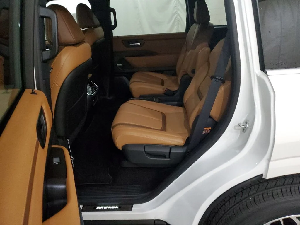 2026 Nissan Armada SL - Photo 30