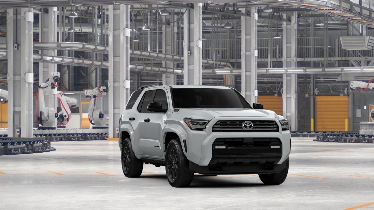 New 2026 Wind Chill Pearl Toyota Platinum image 16