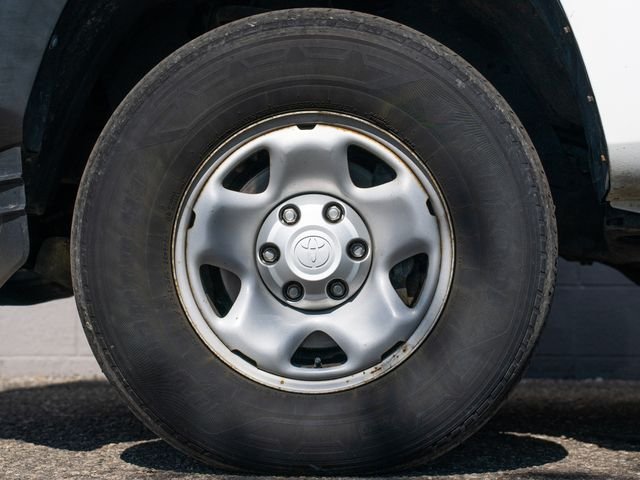 Used 2019 White Toyota SR image 12