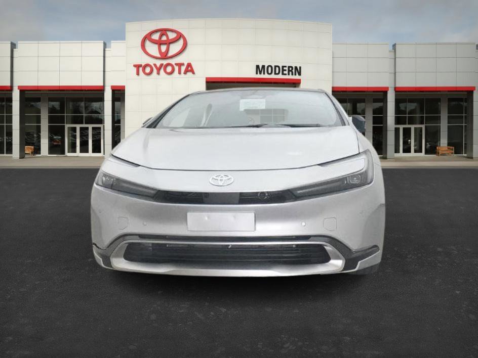 New 2026 Cutting Edge Toyota XSE Premium image 3