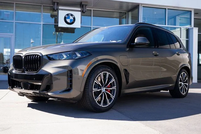 2026 BMW X5 xDrive50e's photo