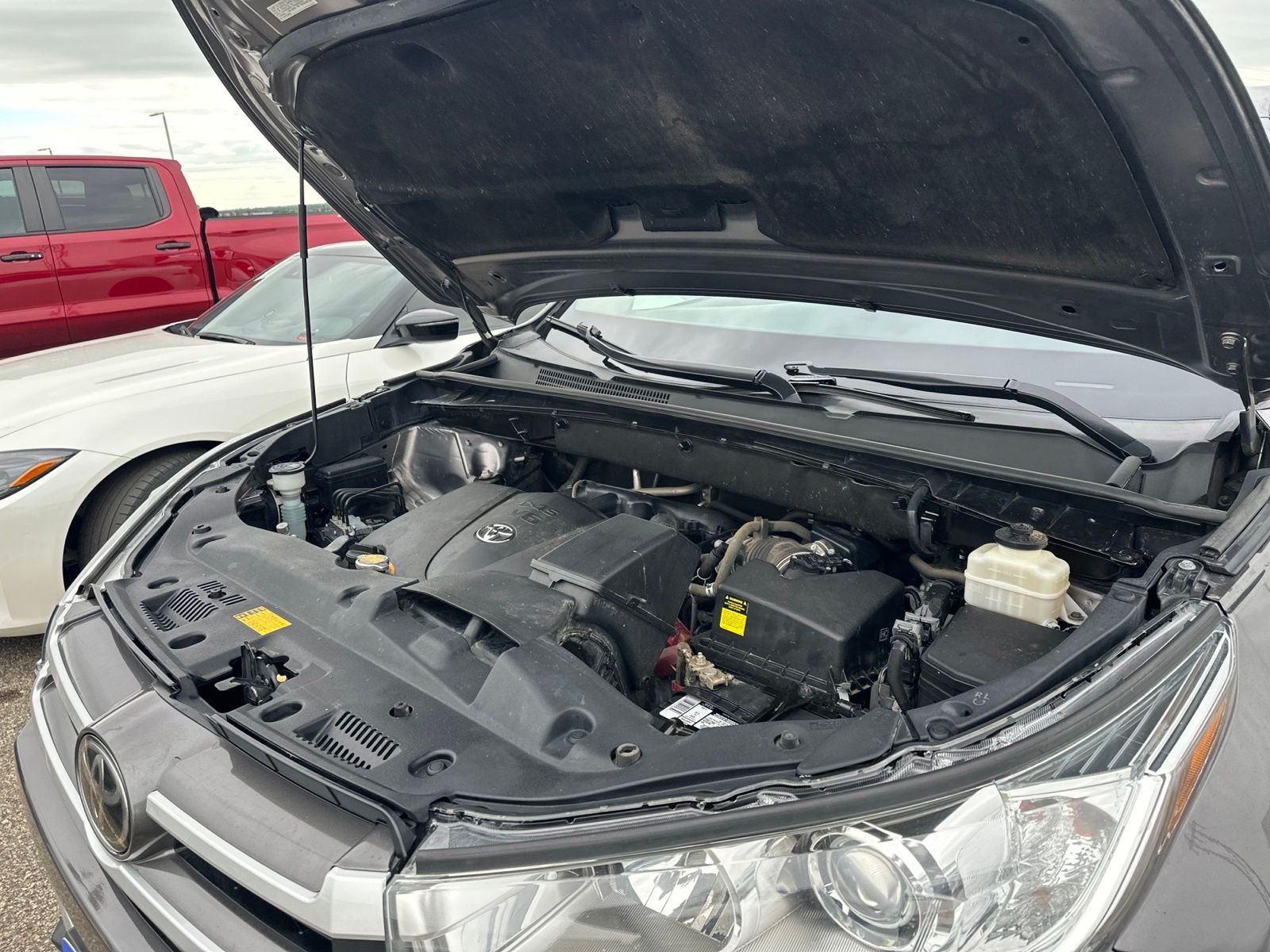 Used 2017  Toyota XLE image 49