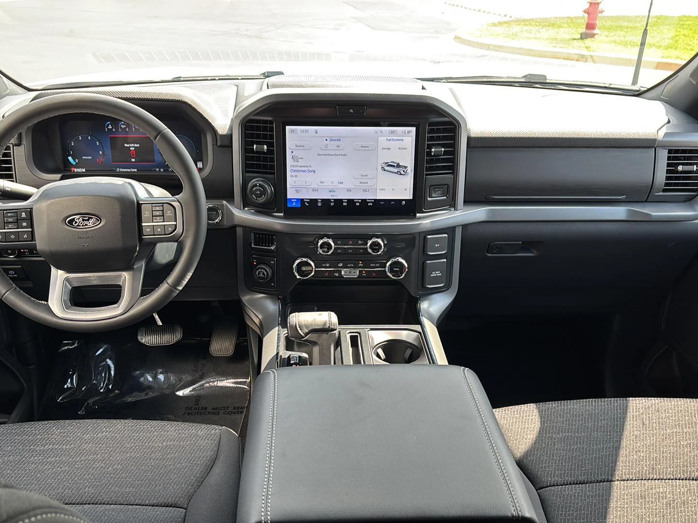 New 2026 Oxford White Ford XLT image 10