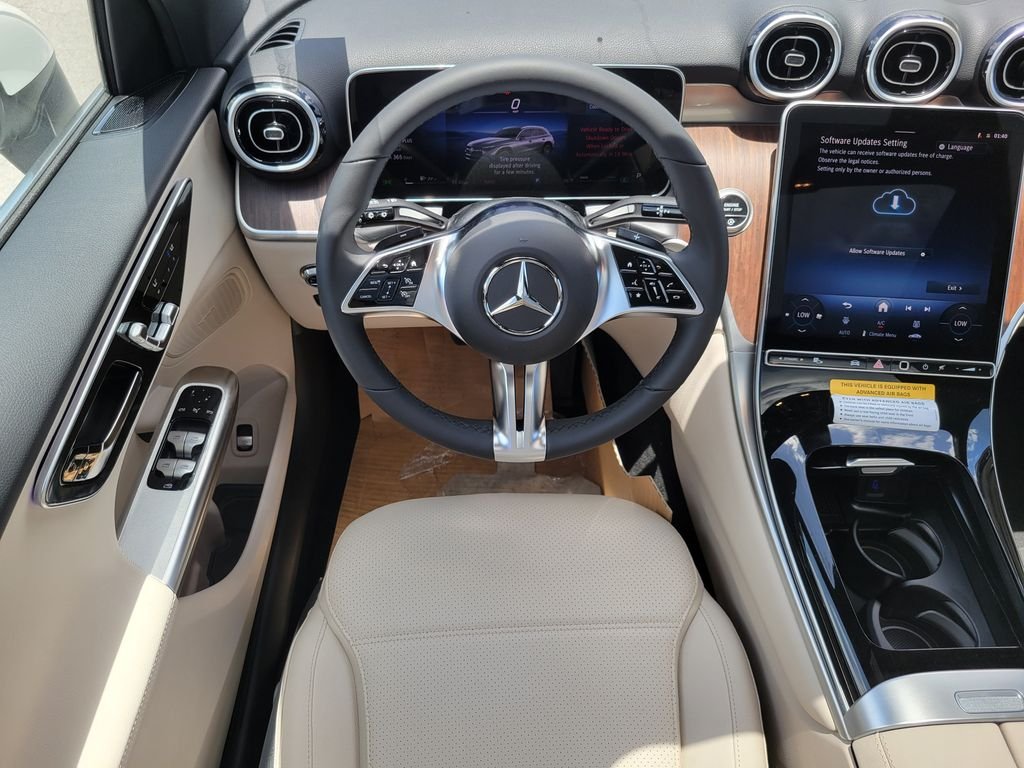 New 2026 Polar White Mercedes-Benz GLC 300 image 14