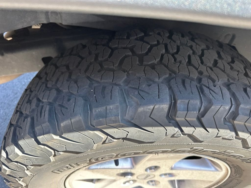 Used 2013 Red Jeep Sport image 6