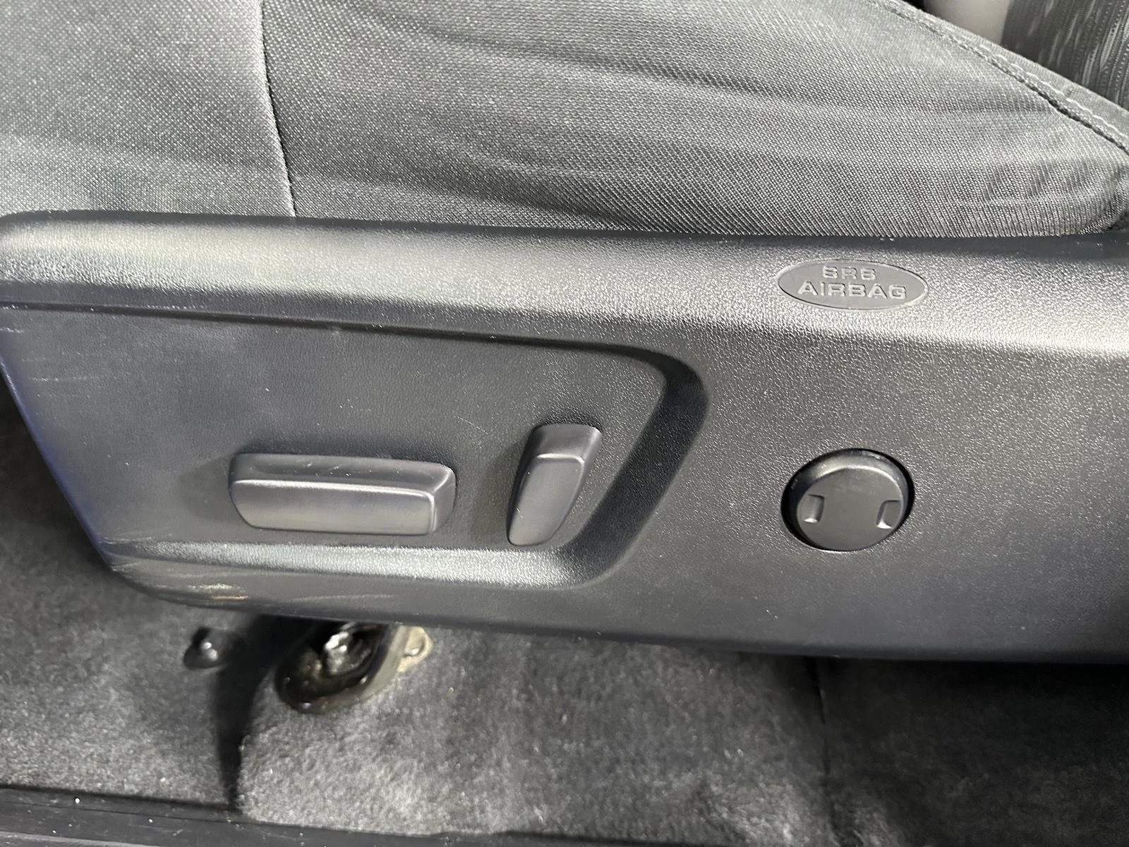Used 2020 Voodoo Blue Toyota SR5 image 18